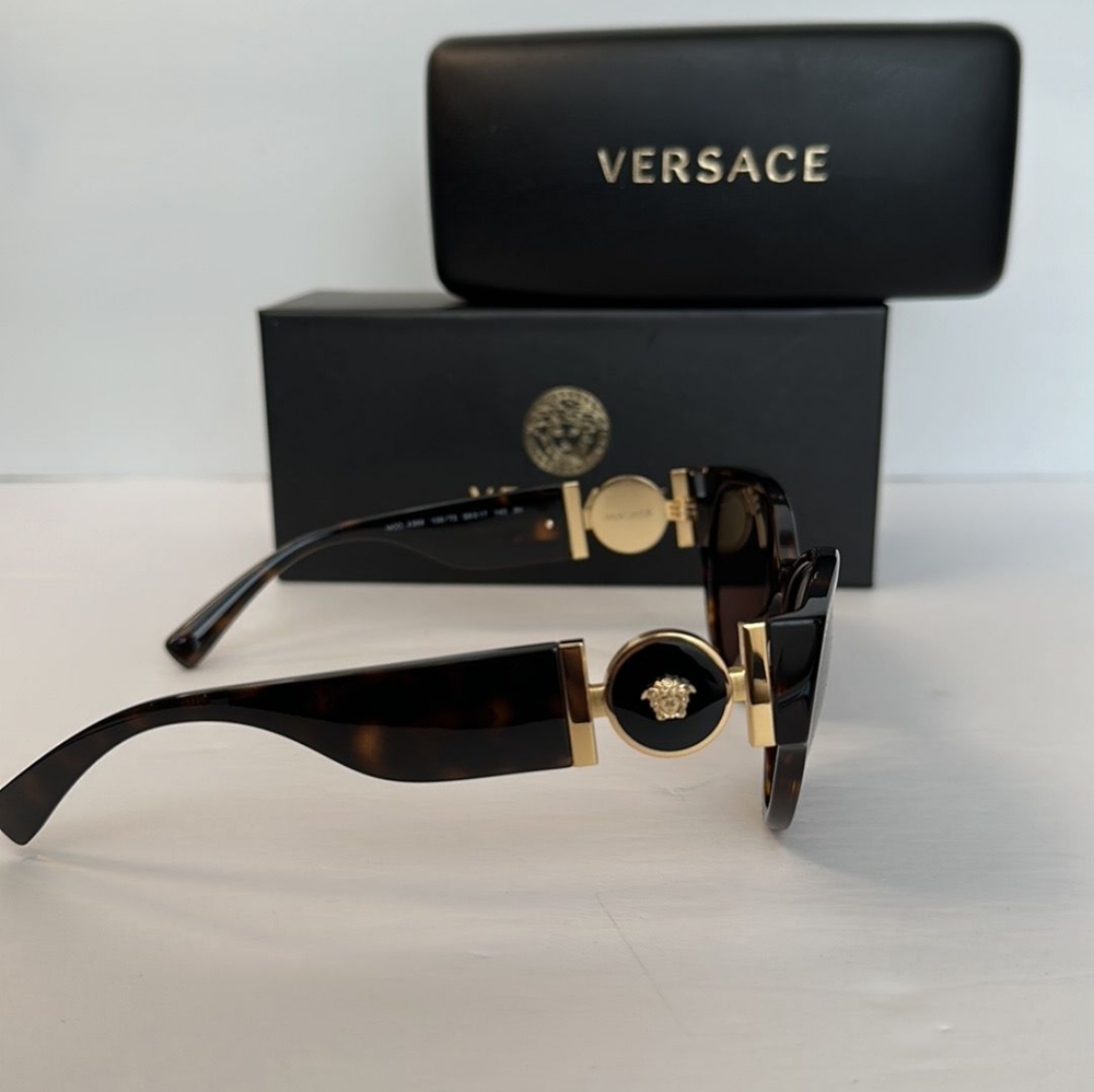 - New Authentic Versaceversace Acetate Sunglasses - image 4